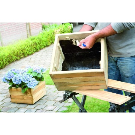 Applicazione di Bostik Gomma Liquida per impermeabilizzazione legno