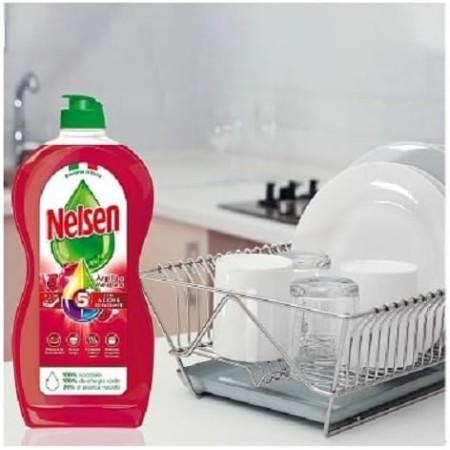 immagine del Nelsen Argilla e Melograno Detersivo per Piatti sul lavello con dei piatti puliti vicino