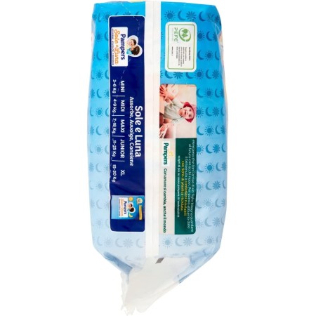 lato sinistro della confezione Pampers Sole e Luna Mutandino 4 con raffigurato le taglie disponibili del mutandino sole luna