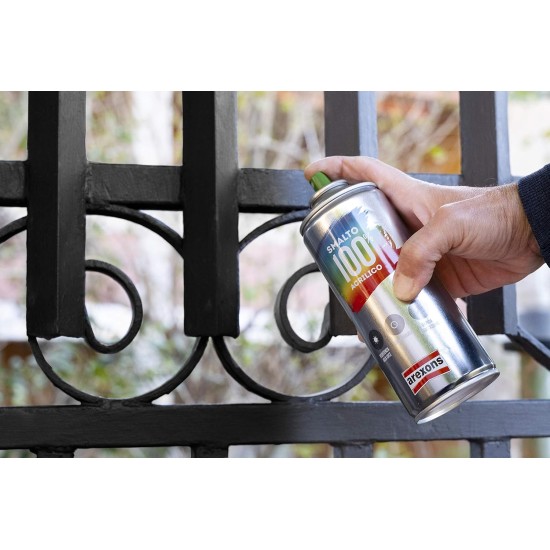 applicazione Vernice Spray Nero Opaco arexons