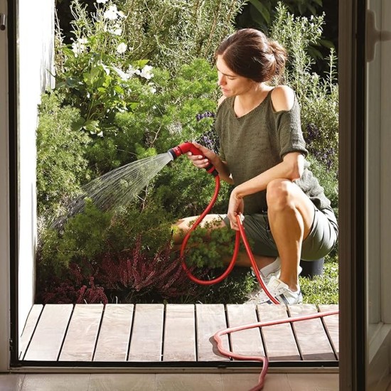 Esempio di utilizzo della Pistola Multigetto del Tubo Estensibile Fitt Yoyo da 10m