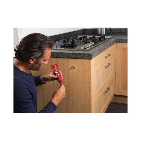 Bostik Poly Max usato per incollare un appendino