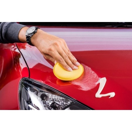 Applicazione di Arexons Rimuovi Graffi su carrozzeria auto