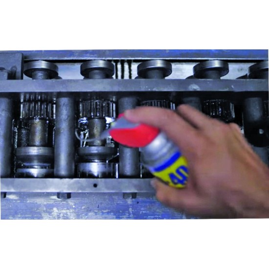 WD 40 Flexible Lubrificante in uso