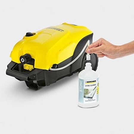 Uso di Karcher Detergente con idropulitrice con sistema Plug’n’Clean