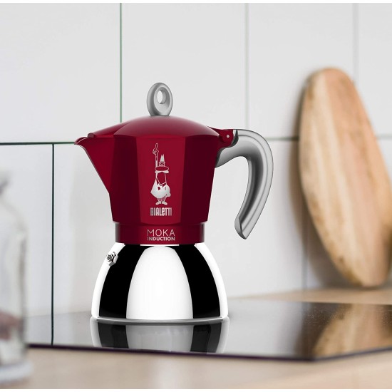 Bialetti Moka Induction 2 Tazze Rossa sul piano cottura ad induzione