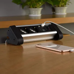 Ciabatta da Scrivania Electraline - Multipresa con USB 2.4A con spina Salvaspazio e ganci di fissaggio. 2