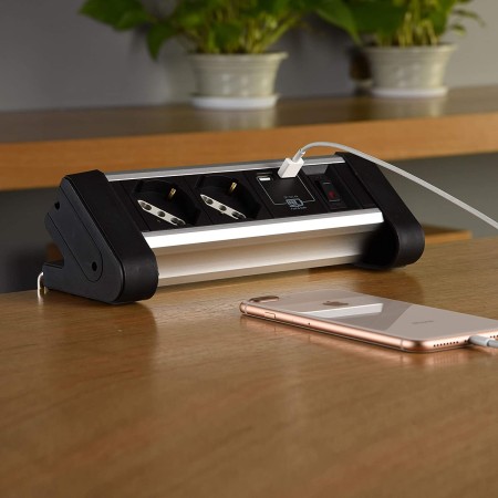 Ciabatta da Scrivania Electraline 2prese schuko + bipasso e 2 prese Usb