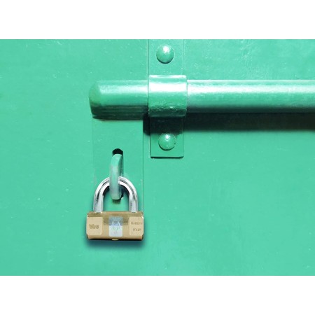 Lucchetto Viro installato su porta