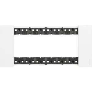 Placca Living Now 6 Posti 2